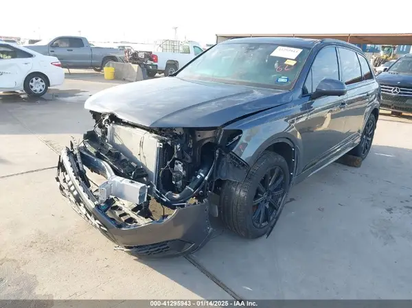 WA1LCBF76RD010388 2024 AUDI Q7 - Image 2