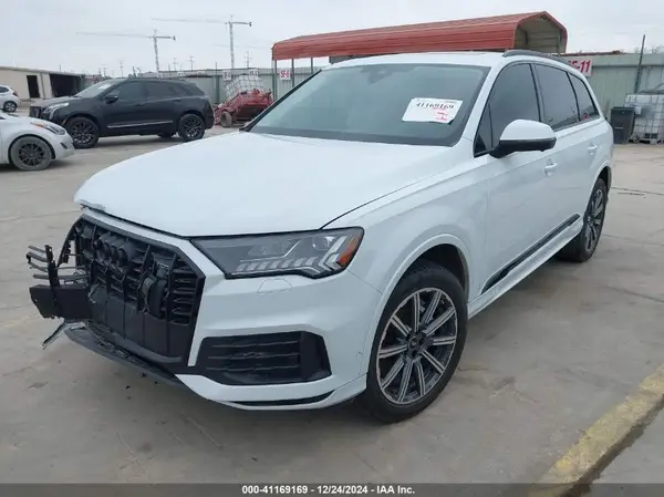 WA1LCBF77PD009554 2023 AUDI Q7 - Image 2
