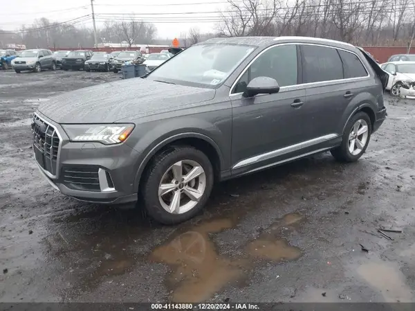 WA1LCBF77PD018237 2023 AUDI Q7 - Image 2
