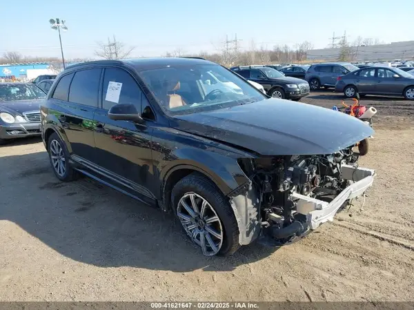 WA1LCBF77PD021834 2023 AUDI Q7 - Image 1