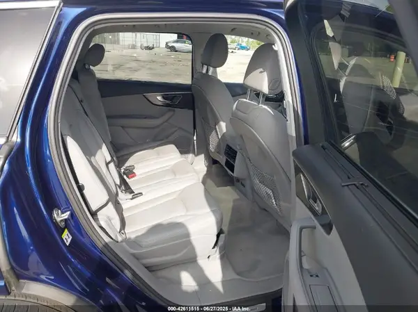 WA1LCBF77PD023132 2023 AUDI Q7 - Image 8