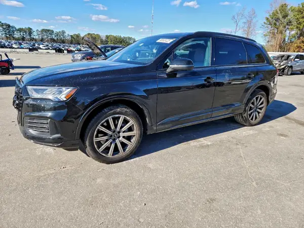 WA1LCBF77PD026869 2023 AUDI Q7 - Image 1