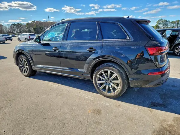 WA1LCBF77PD026869 2023 AUDI Q7 - Image 2