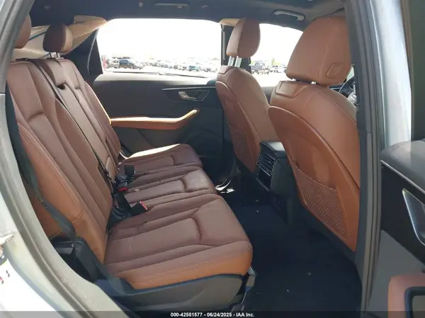 WA1LCBF77RD003577 2024 AUDI Q7 - Image 8
