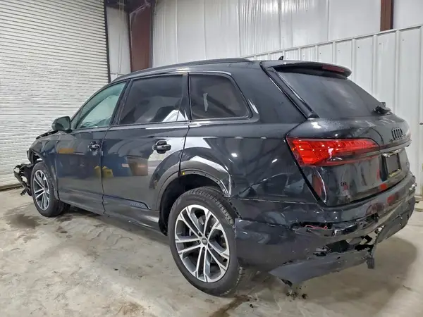 WA1LCBF78SD004937 2025 AUDI Q7 - Image 2