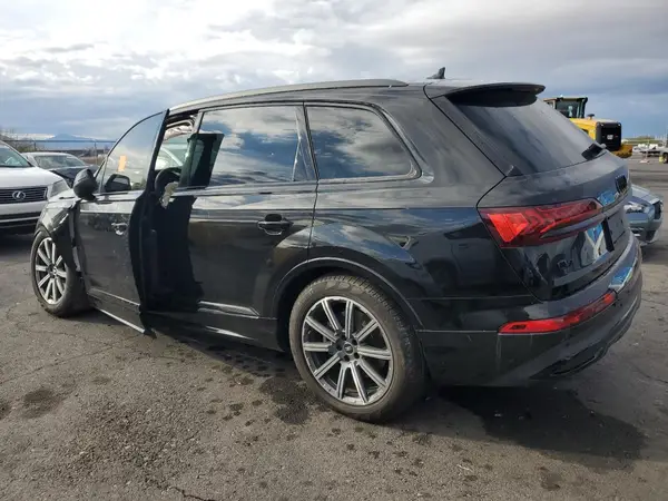 WA1LCBF79PD015307 2023 AUDI Q7 - Image 2