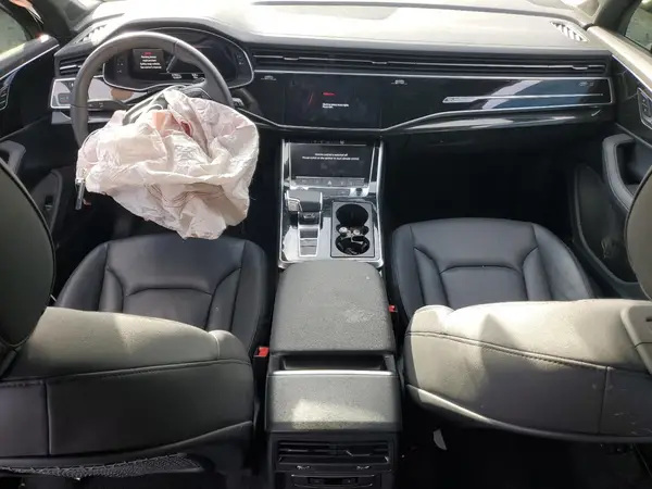WA1LCBF79PD015307 2023 AUDI Q7 - Image 8