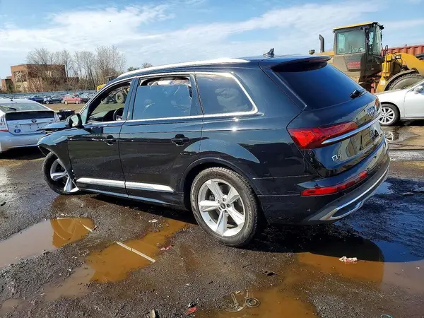 WA1LCBF79PD017896 2023 AUDI Q7 - Image 2