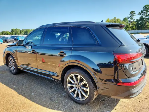 WA1LCBF79PD022600 2023 AUDI Q7 - Image 2