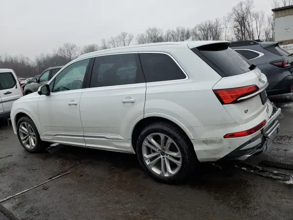 WA1LCBF79SD011959 2025 AUDI Q7 - Image 2