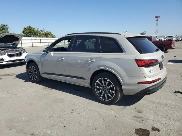WA1LCBF7XPD028938 2023 AUDI Q7 - Image 2