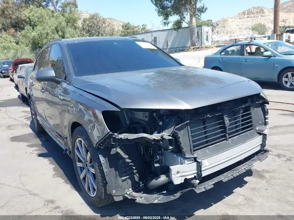 WA1LCBF7XRD002858 2024 AUDI Q7 - Image 1