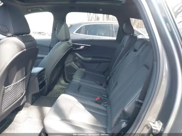 WA1LCBF7XSD002798 2025 AUDI Q7 - Image 8