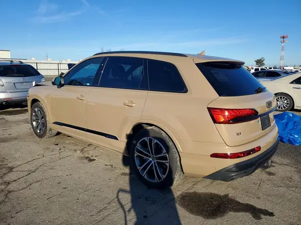WA1LCBF7XSD007046 2025 AUDI Q7 - Image 2