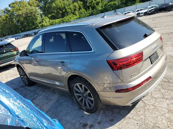 WA1LHAF70HD039038 2017 AUDI Q7 - Image 2