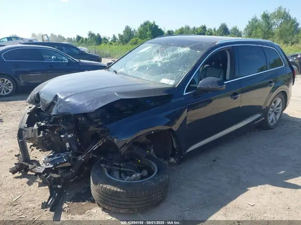 WA1LHAF70HD041467 2017 AUDI Q7 - Image 2