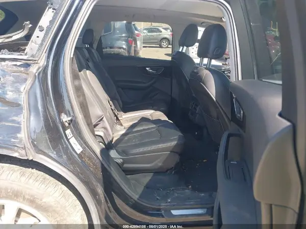 WA1LHAF70HD041467 2017 AUDI Q7 - Image 8