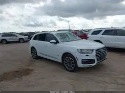WA1LHAF70HD043476 2017 AUDI Q7