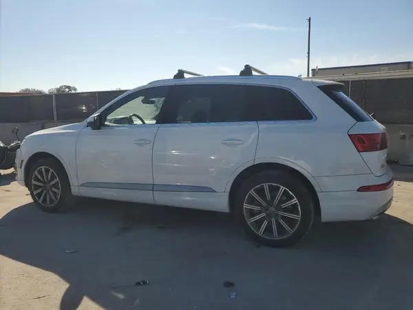 WA1LHAF70HD046054 2017 AUDI Q7 - Image 2