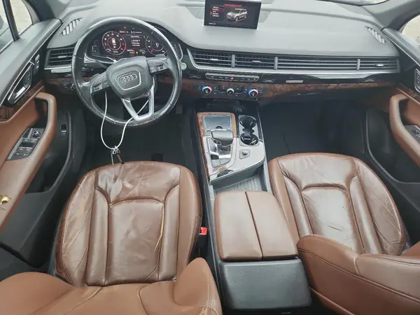 WA1LHAF70HD046328 2017 AUDI Q7 - Image 8