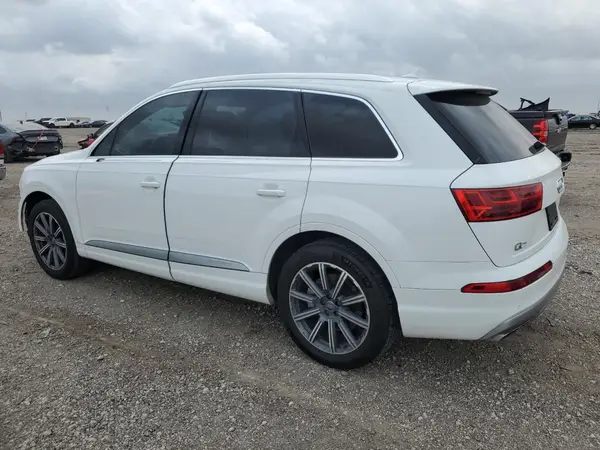 WA1LHAF70HD048306 2017 AUDI Q7 - Image 2