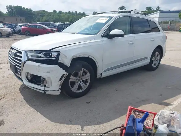 WA1LHAF70HD049844 2017 AUDI Q7 - Image 2
