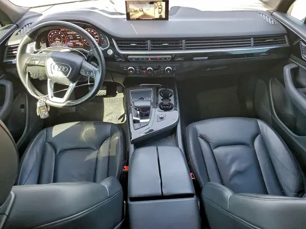 WA1LHAF70HD052243 2017 AUDI Q7 - Image 8