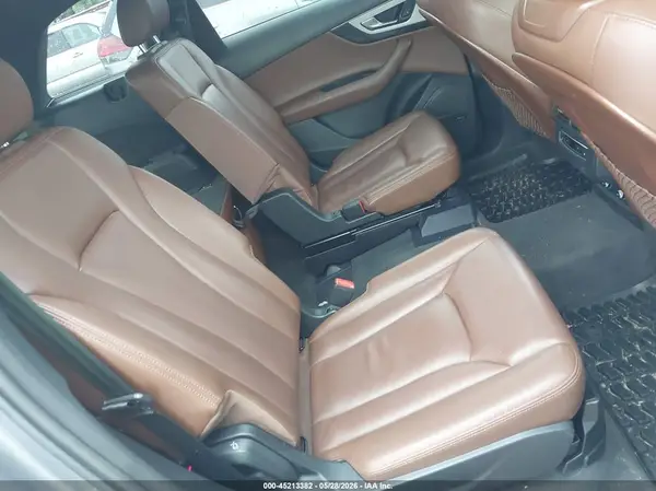 WA1LHAF70JD004215 2018 AUDI Q7 - Image 8