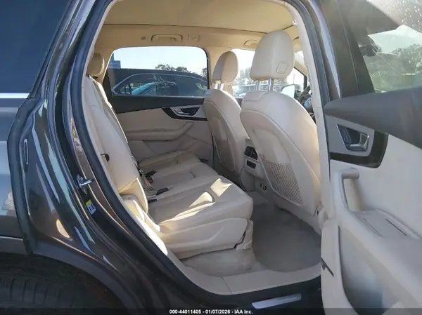 WA1LHAF70JD008829 2018 AUDI Q7 - Image 8