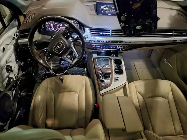 WA1LHAF70JD021435 2018 AUDI Q7 - Image 8