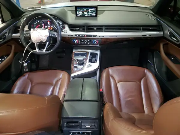 WA1LHAF70JD041975 2018 AUDI Q7 - Image 8