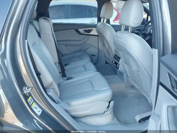 WA1LHAF70JD045671 2018 AUDI Q7 - Image 8