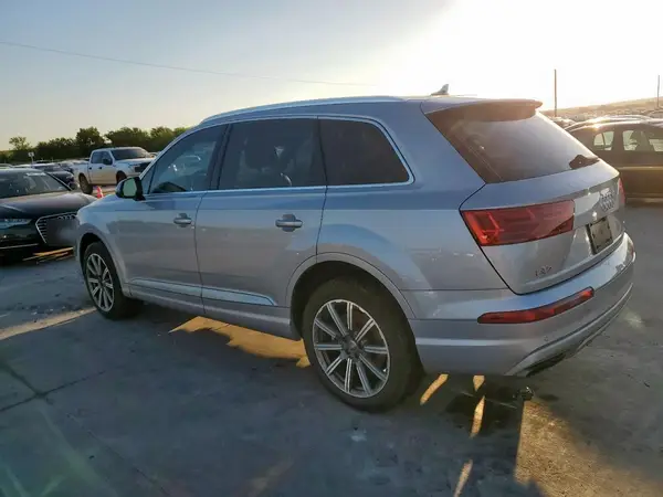 WA1LHAF70JD050501 2018 AUDI Q7 - Image 2