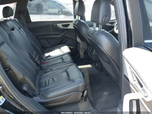 WA1LHAF70KD018858 2019 AUDI Q7 - Image 8
