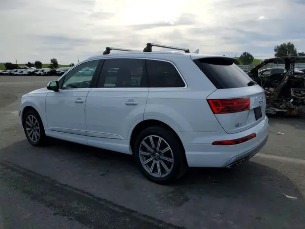 WA1LHAF70KD026751 2019 AUDI Q7 - Image 2