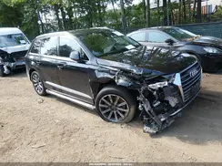WA1LHAF70KD027415 2019 AUDI Q7