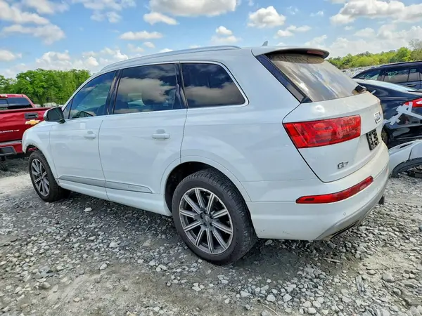 WA1LHAF70KD028371 2019 AUDI Q7 - Image 2