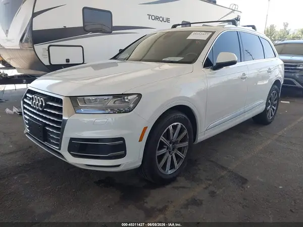 WA1LHAF70KD030721 2019 AUDI Q7 - Image 2