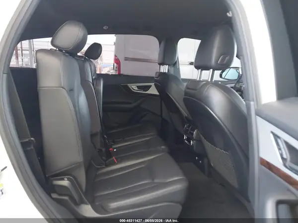 WA1LHAF70KD030721 2019 AUDI Q7 - Image 8