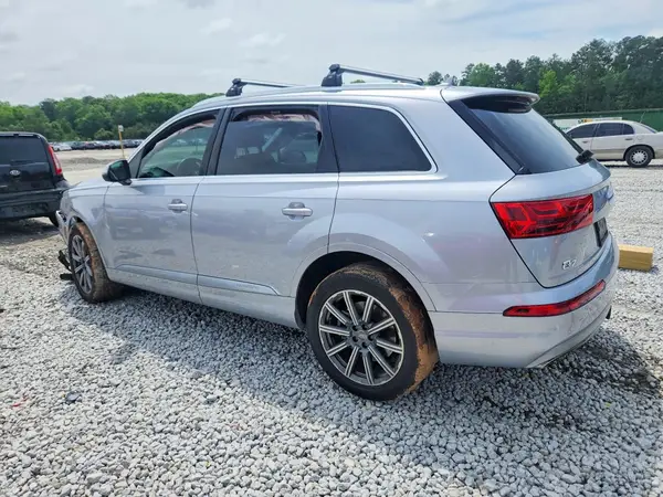 WA1LHAF70KD035224 2019 AUDI Q7 - Image 2