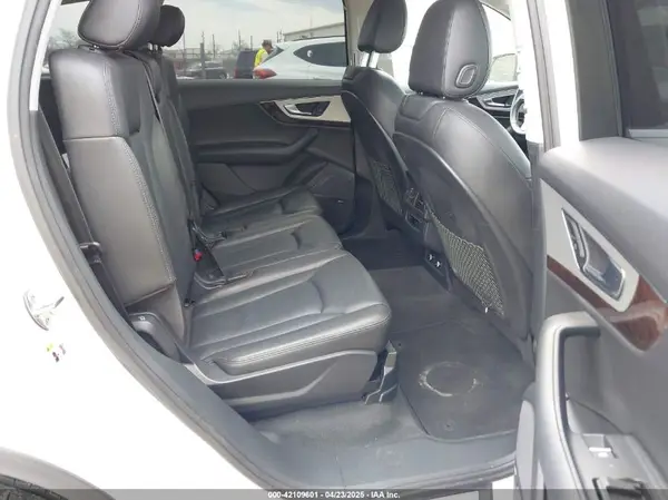 WA1LHAF70KD037443 2019 AUDI Q7 - Image 8