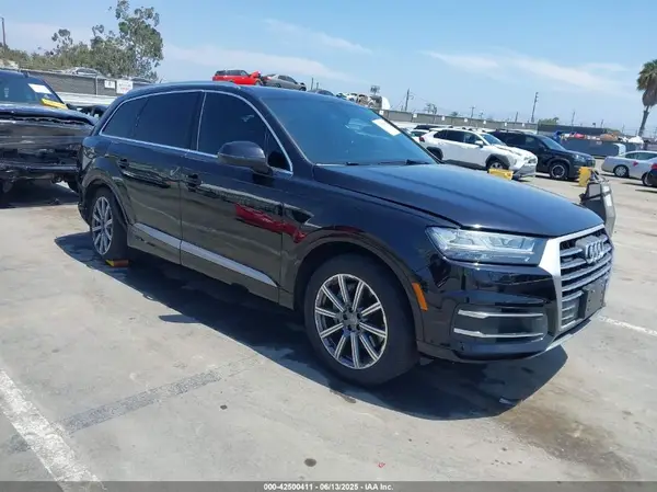 WA1LHAF70KD038060 2019 AUDI Q7 - Image 1