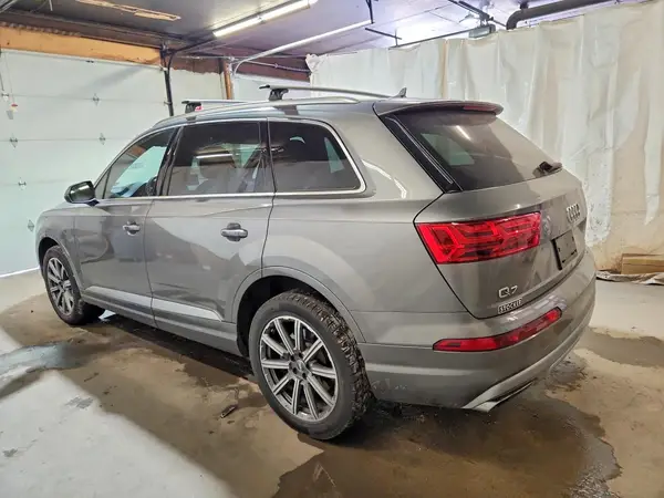 WA1LHAF71HD040750 2017 AUDI Q7 - Image 2
