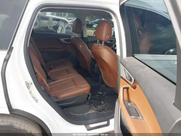 WA1LHAF71HD040859 2017 AUDI Q7 - Image 8