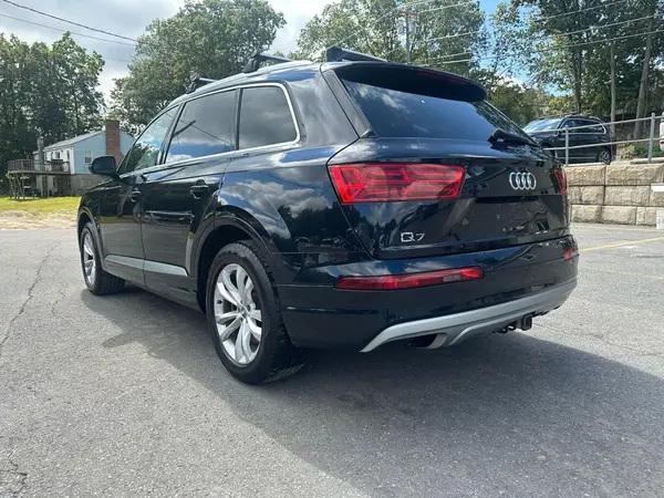 WA1LHAF71HD044555 2017 AUDI Q7 - Image 2