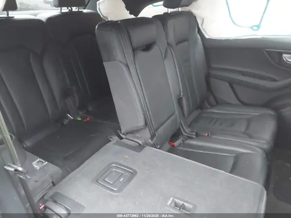 WA1LHAF71HD051344 2017 AUDI Q7 - Image 8
