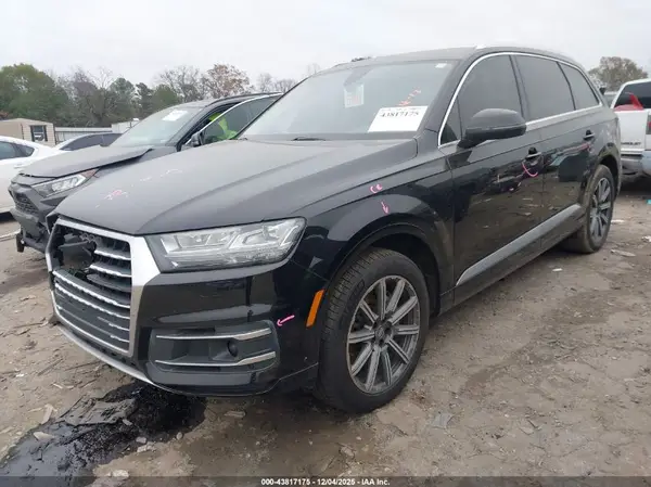 WA1LHAF71HD056284 2017 AUDI Q7 - Image 2