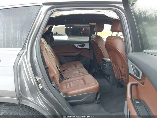 WA1LHAF71J0041614 2018 AUDI Q7 - Image 8