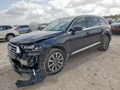 WA1LHAF71JD001176 2018 AUDI Q7