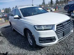 WA1LHAF71JD002344 2018 AUDI Q7